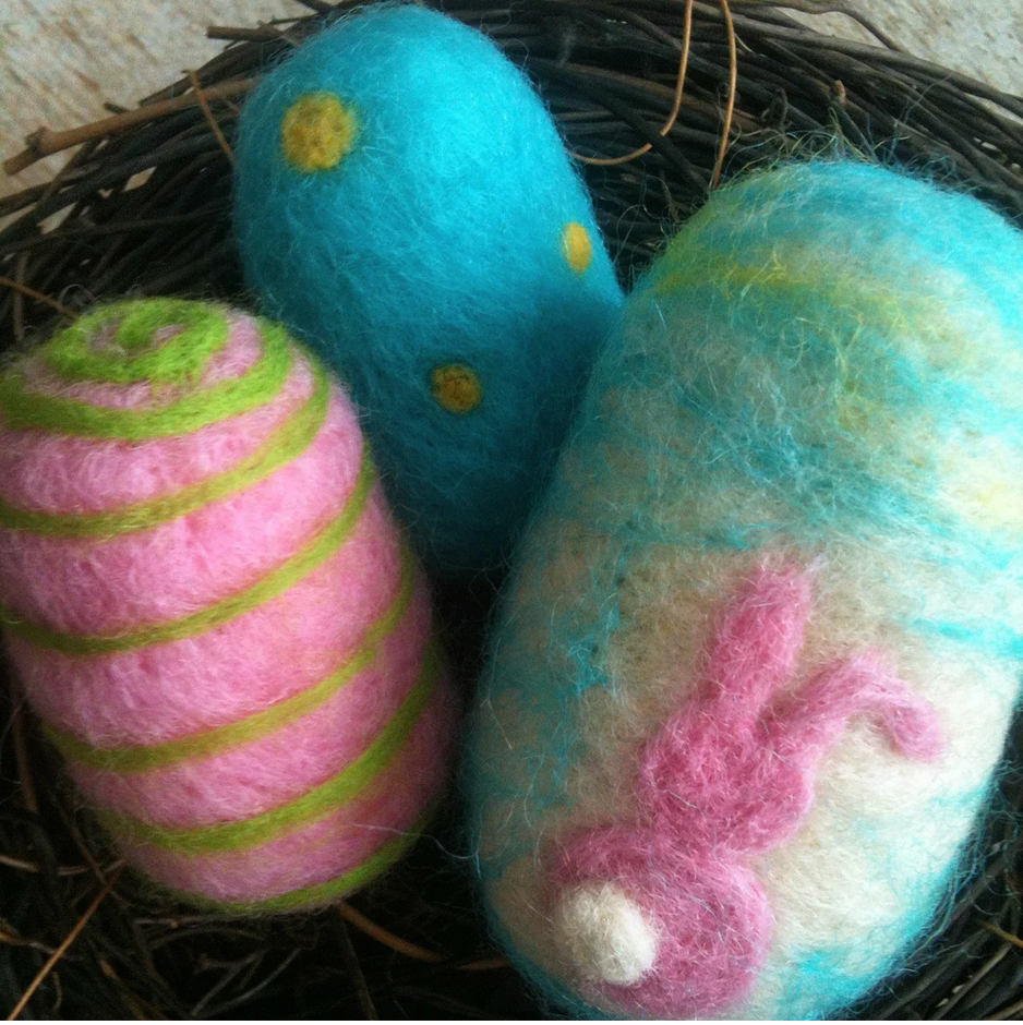 Needle Felted Easter Eggs Tutorial PDF + Videos